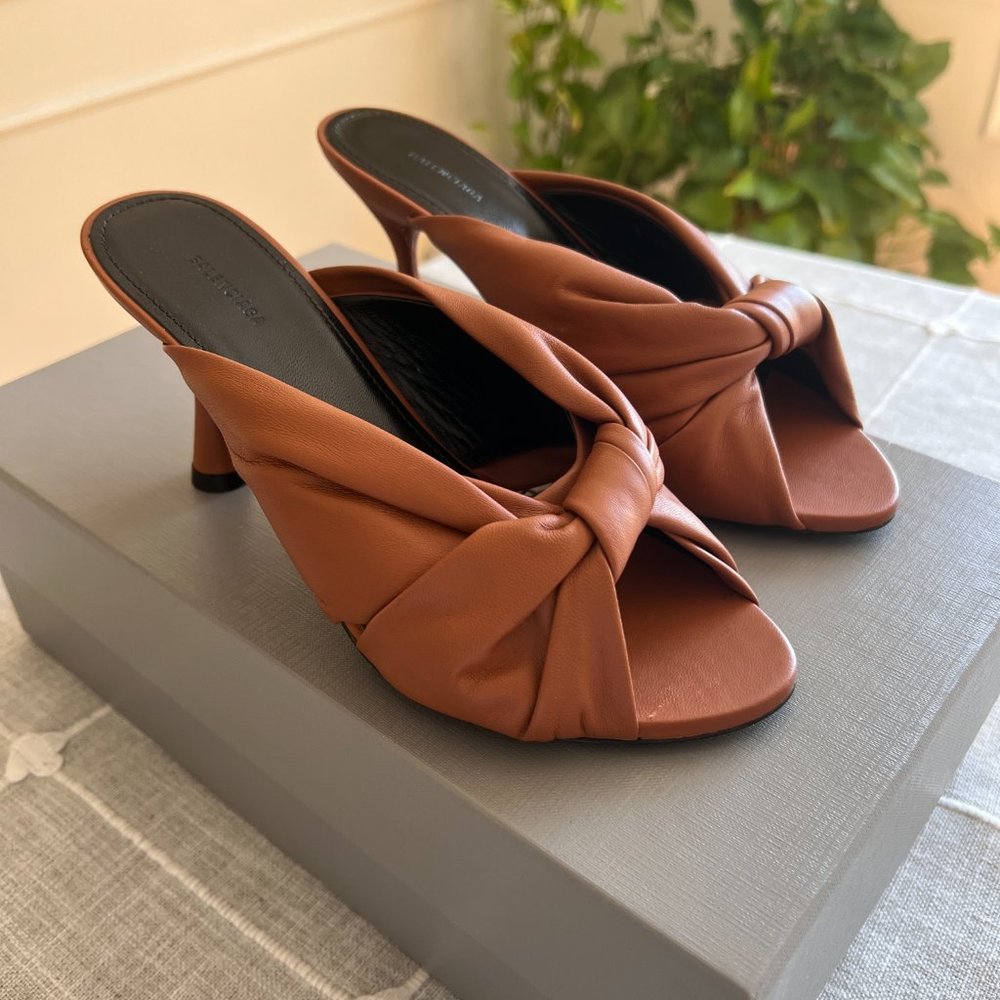 BALENCIAGA DRAPY SANDAL COGNAC SIZE 36 - Picture 3 of 5